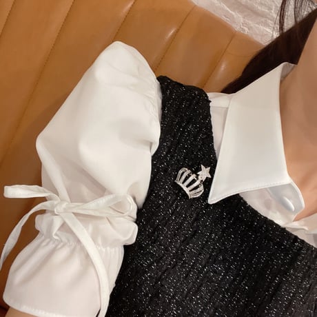 star × crown brooch