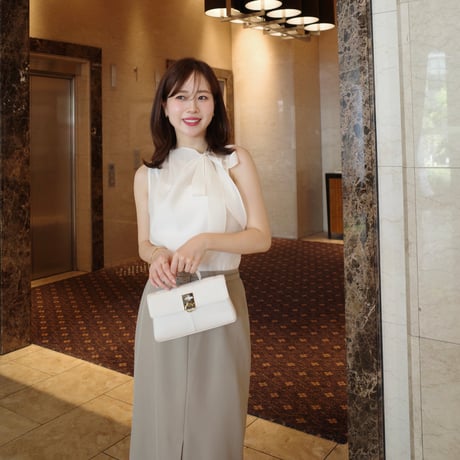 【6/4~再受注予約】ribbon sheer blouse