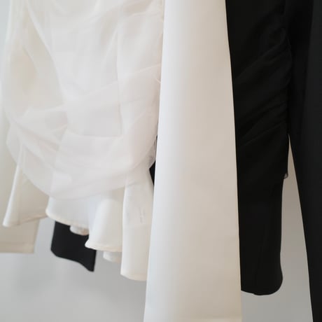 【9/17~再受注予約】front tulle peplum blouse