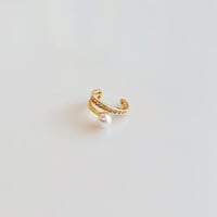 point pearl bijou earcuff