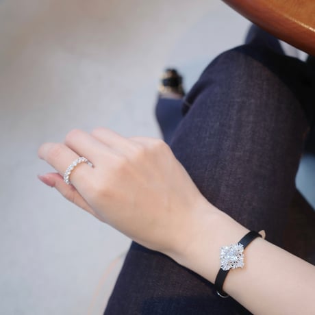 【6/25~再受注予約】bijou leather bracelet