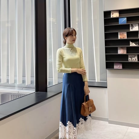 sheer turtleneck cutsew