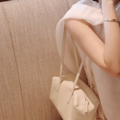 【6/11~再受注予約】box leather bag(white)