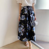 MADE’ flower tuck skirt / navy