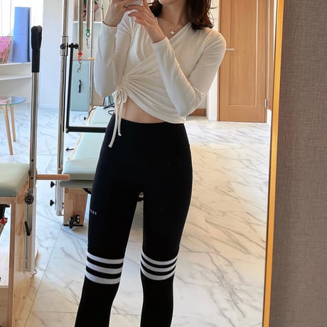 border high socks (pilates wear)