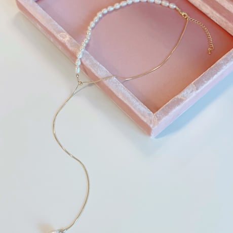 balance pearl necklace
