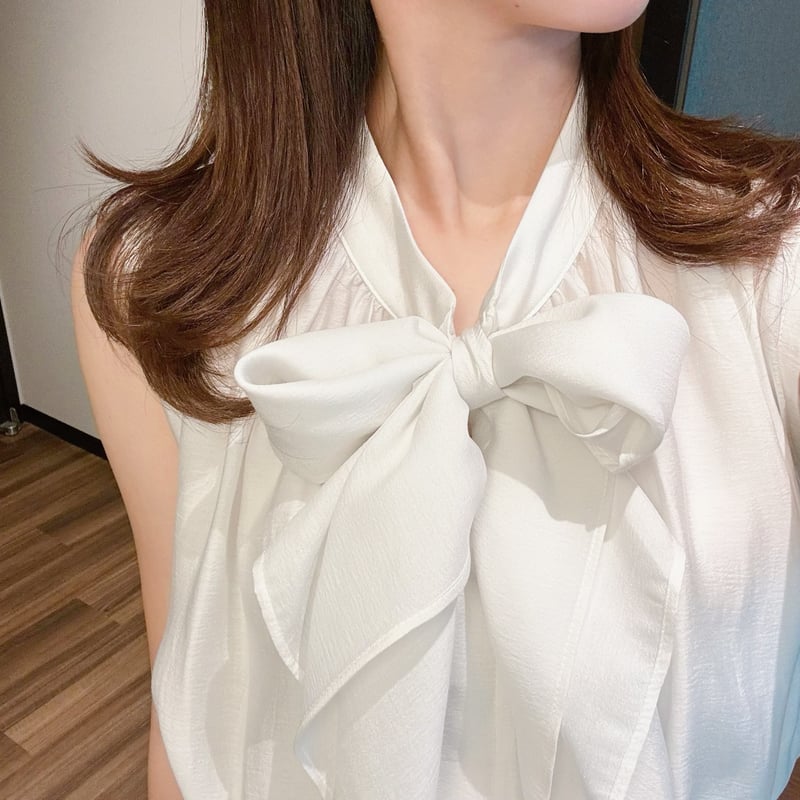 bow.a tubomi blouse ブラウス bow.a tubomi blouse ブラウス Cross Tie Embroidery Blouse