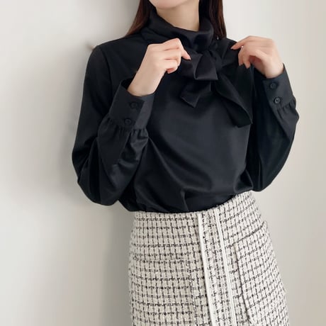 side bowtie blouse