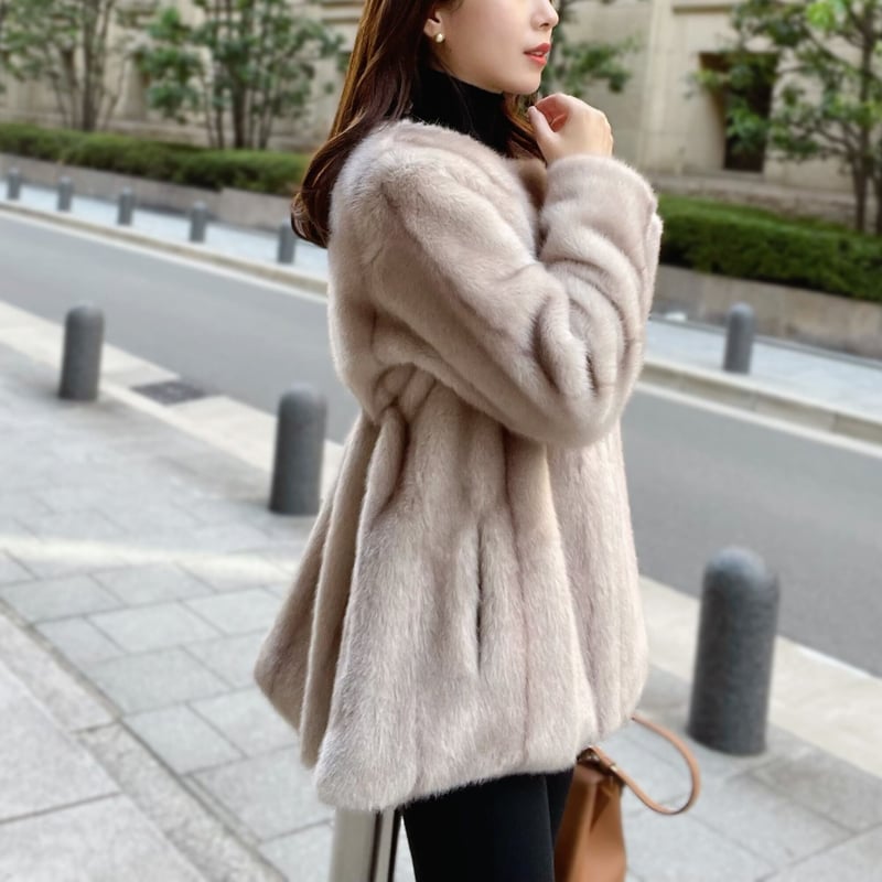 eneu ファー back gather fake fur coat-