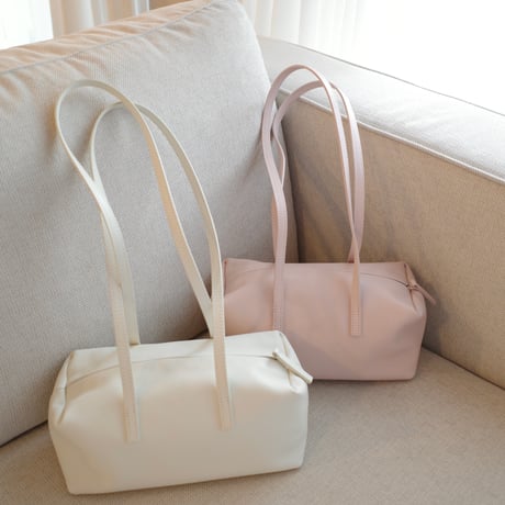 【6/11~再受注予約】box leather bag(white)