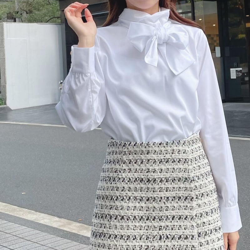 【新品未使用・タグ付】Bow-Tie Twill Blouse side bowtie blouse | ENEU