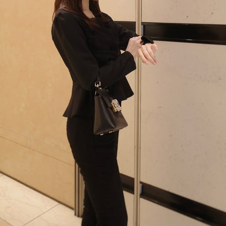 【9/17~再受注予約】front tulle peplum blouse