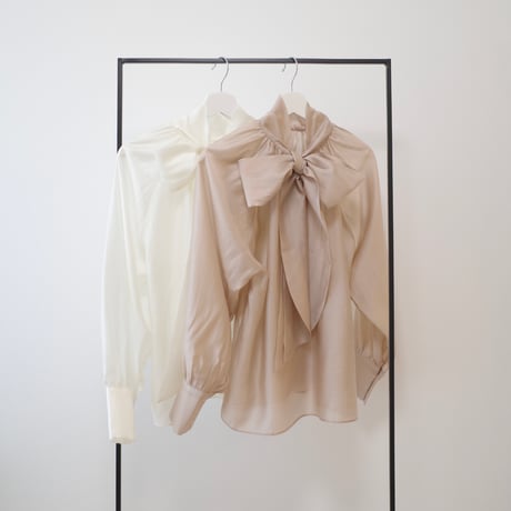 【5/7再入荷】bowtie big ribbon blouse