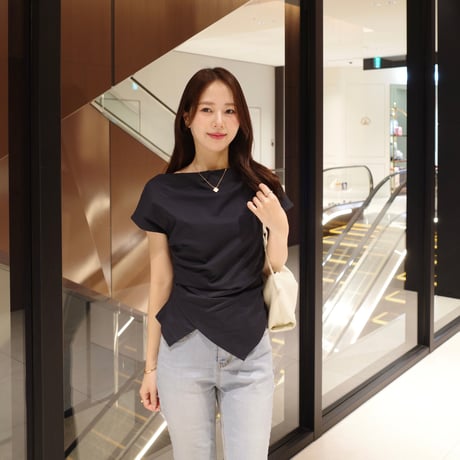 oneshoulder cutting blouse