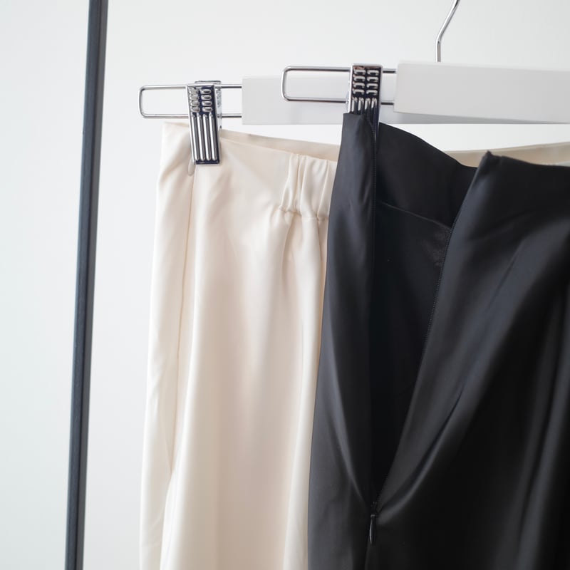 asymmetry lace satin skirt | ENEU