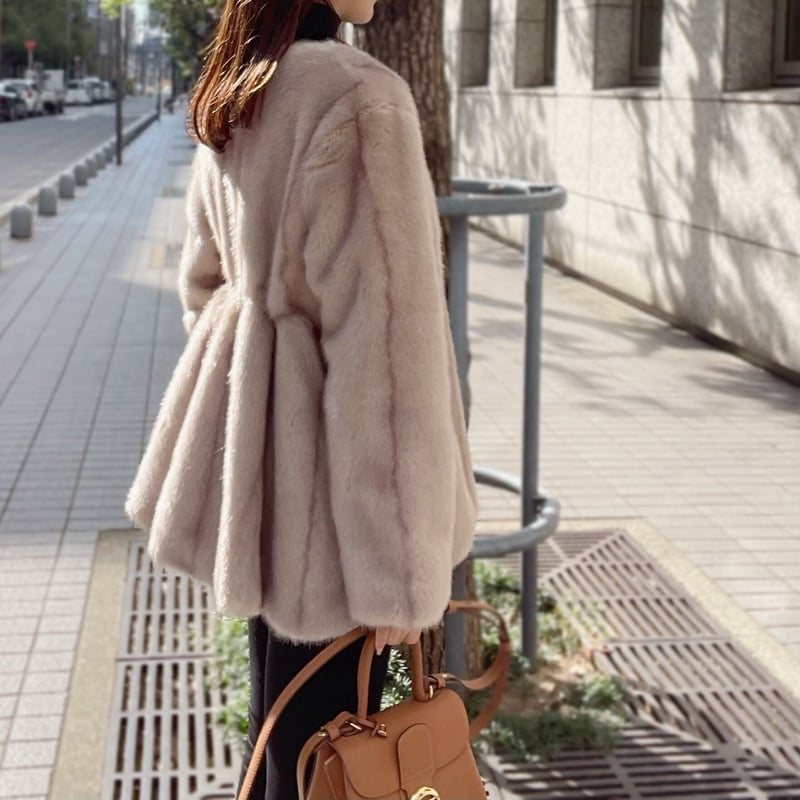ENEU エヌー back gather fake fur coat