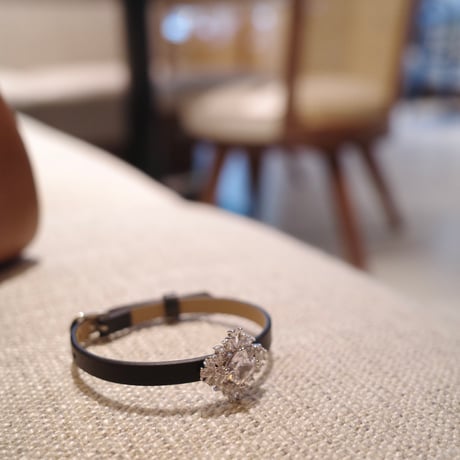 【6/25~再受注予約】bijou leather bracelet