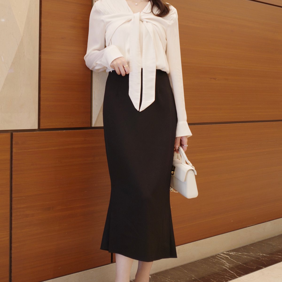 side slit mermaid skirt | ENEU