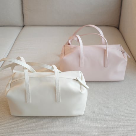 【6/11~再受注予約】box leather bag(white)