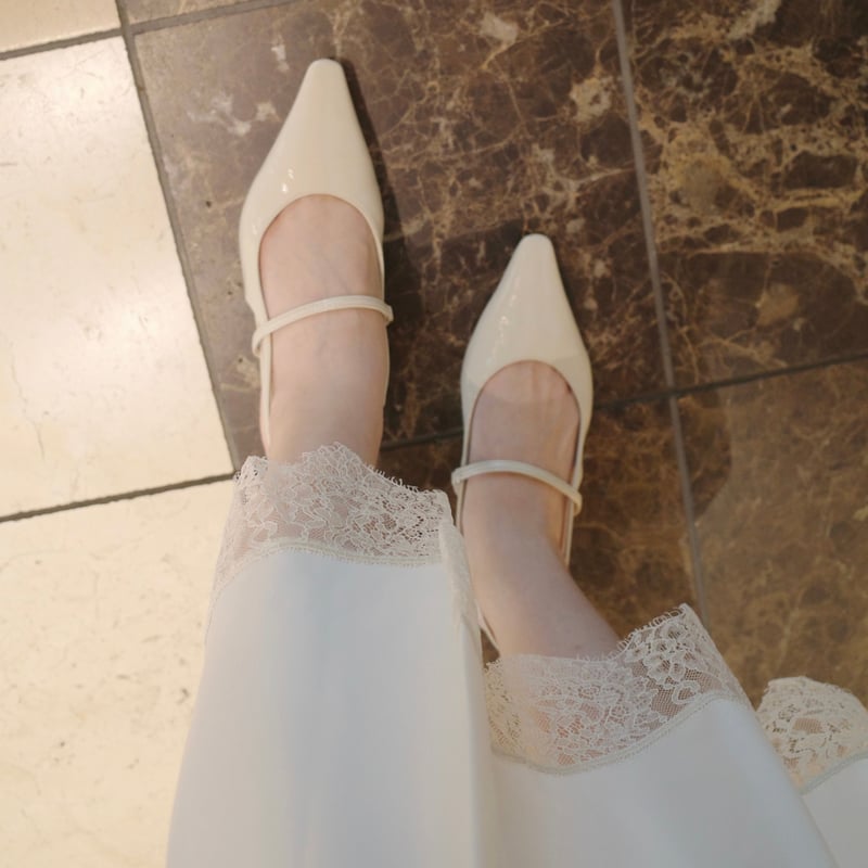 ENEU asymmetry lace satin skirt ライトベージュ asymmetry lace satin skirt | ENEU