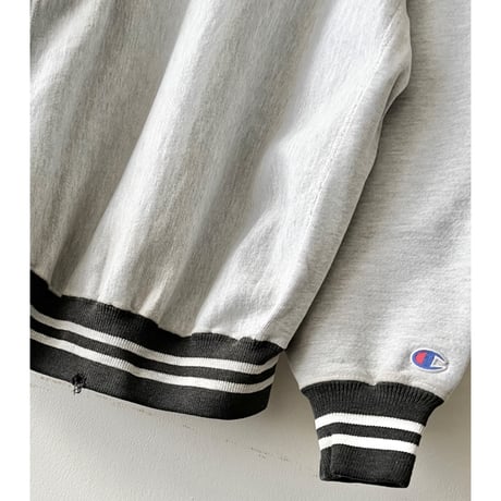 90's Champion Reverse Weave Embroidery Logo Sweat (made in USA)