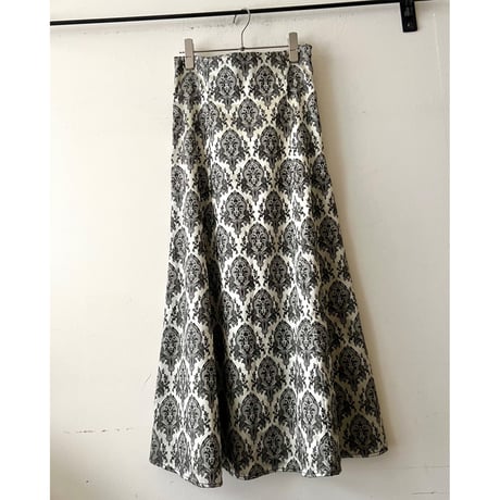 Damask Pattern Satin Long Skirt