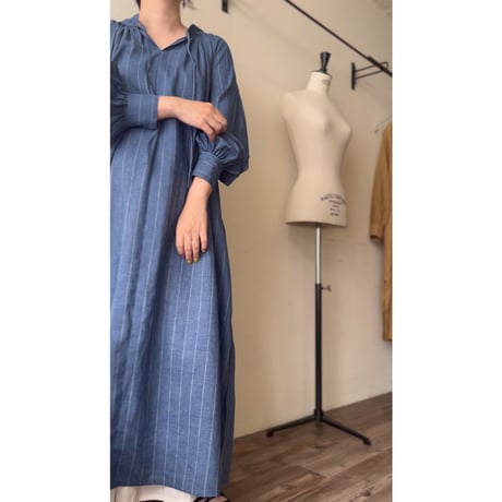 【即納品】スキッパーギャザードレス/アッシュブルー