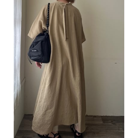 【即納品】バックリボンワンピース(ハーフスリーブ)