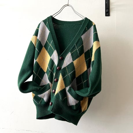 Vintage Argyle Pattern Knit Cardigan