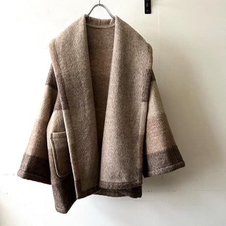 Old Border Pattern Wool Mossa Open Coat