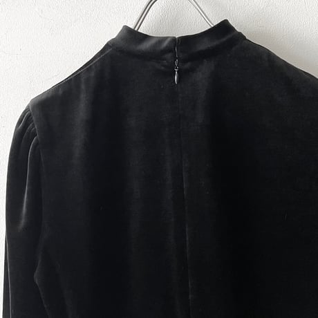 Vintage Back Zip Velours Tops