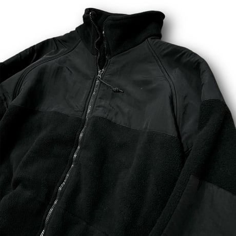 US ARMY ECWCS GEN2 POLARTEC FLEECE JKT(size XL)