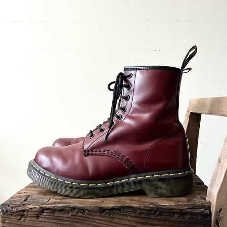 Dr.Marten's "cherry red" 1460 8eye Boots