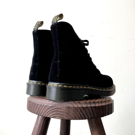 Dr.Marten's 1460 Pascal "Black Velvet" 8eye Boots (deadstock)