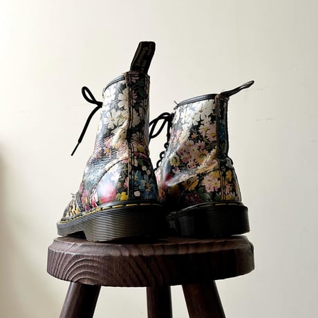 Dr.Marten's Flower Pattern 8eye Boots (made in England)