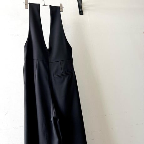 V-neck Design Black Color Salopette