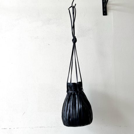 ︎Vintage Leather Drawstring Shoulder Bag