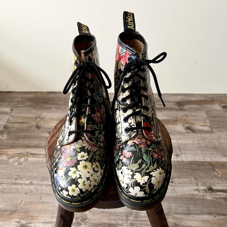 Dr.Marten's Flower Pattern 8eye Boots (made in England)