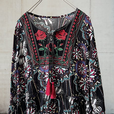Embroidery Design Geometric Pattern Bell-Sleeve Long Dress
