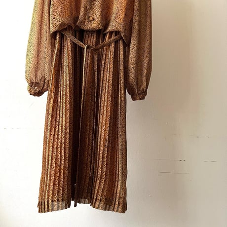 Vintage Geometric Pattern Waist Ribbon Pleats Dress