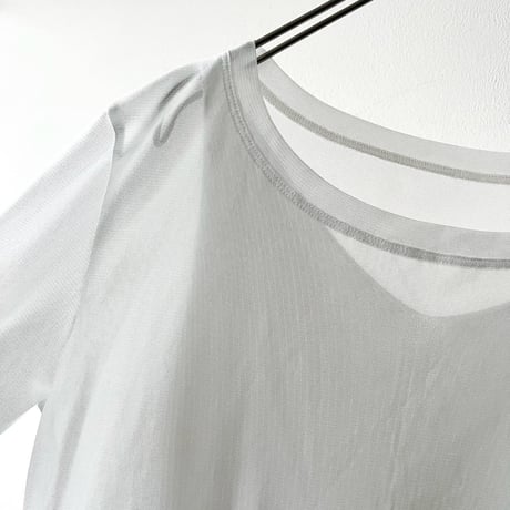 ISSEY MIYAKE Round Neck Sheer Cut and sewn