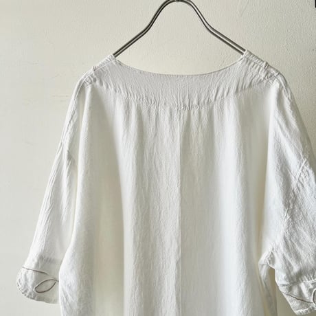 Vintage Embroidery Design V-neck Cotton Pullover