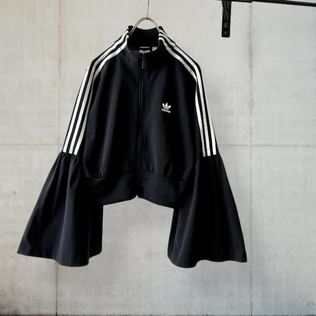 adidas Flare Sleeve Short Track top