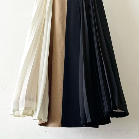 Tri-color Switch Design Pleats Long Skirt