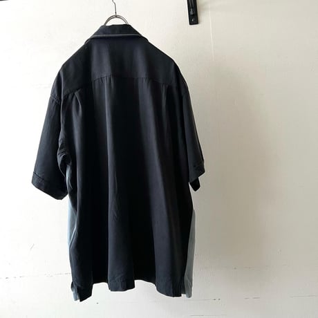 Vintage Line Design Open Collar Shirt