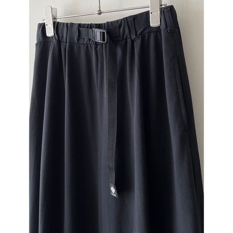 Columbia Buckle Belt Long Skirt