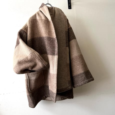 Old Border Pattern Wool Mossa Open Coat