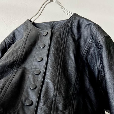Vintage No Collar Design Short Leather JKT