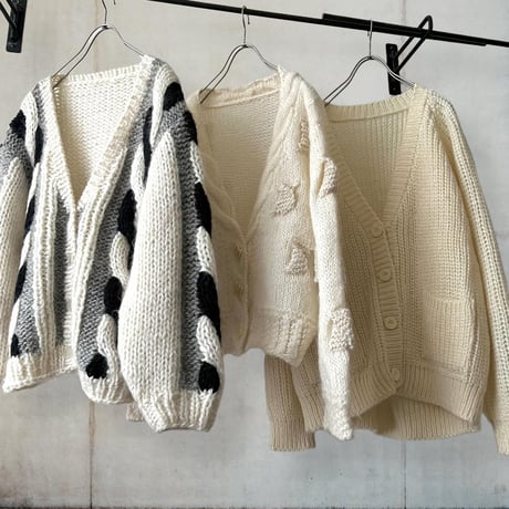 Old 3D-Design Knit Cardigan