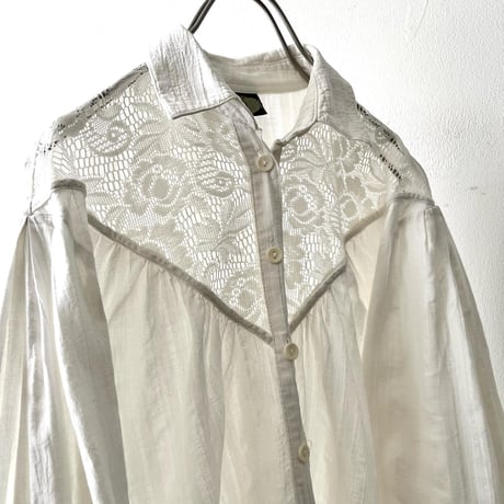 Euro Vintage Lace Design Shirt Blouse